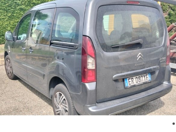 Automezzi Commerciali